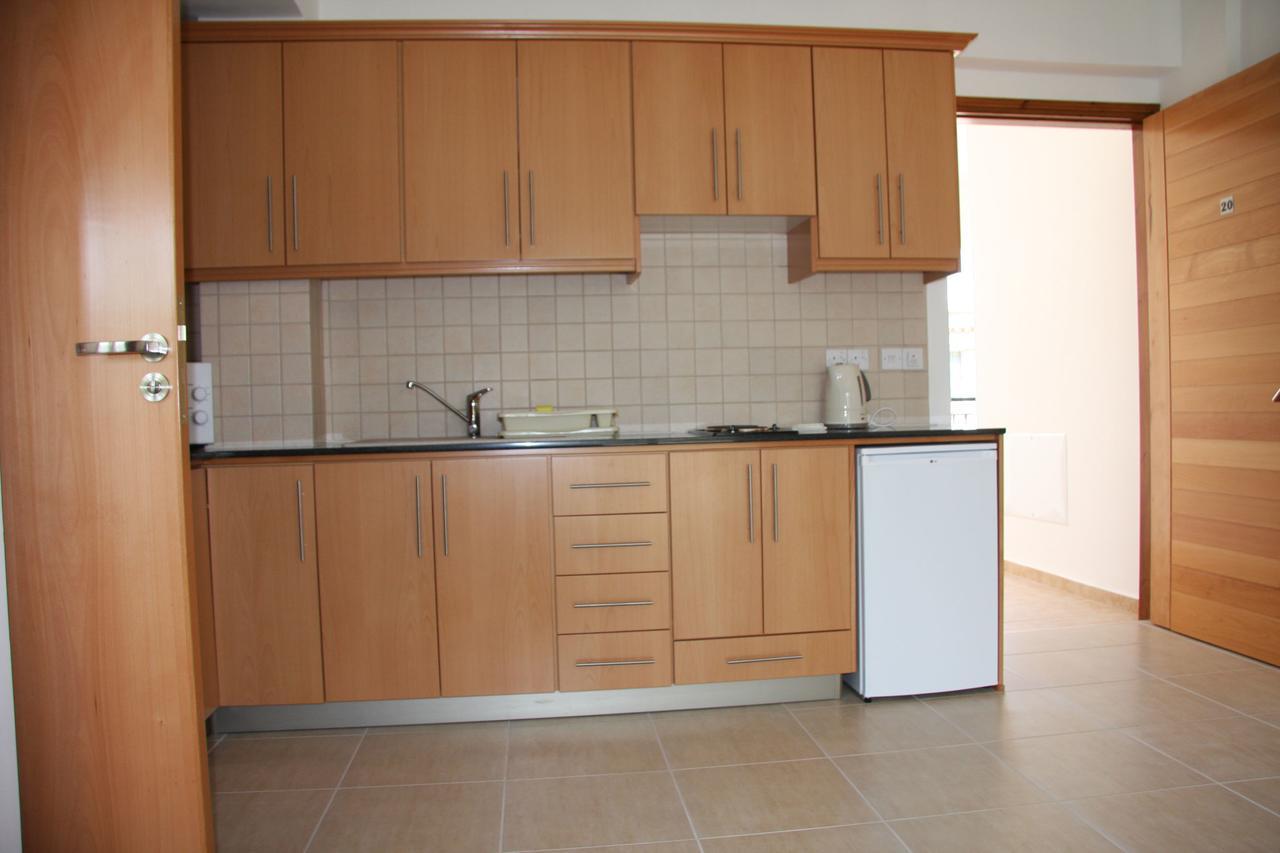 Polis C & A Hotel Apartments المظهر الخارجي الصورة